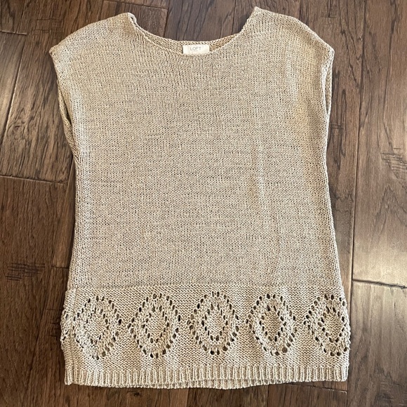 Loft Woven Sleeveless Top - Picture 1 of 6